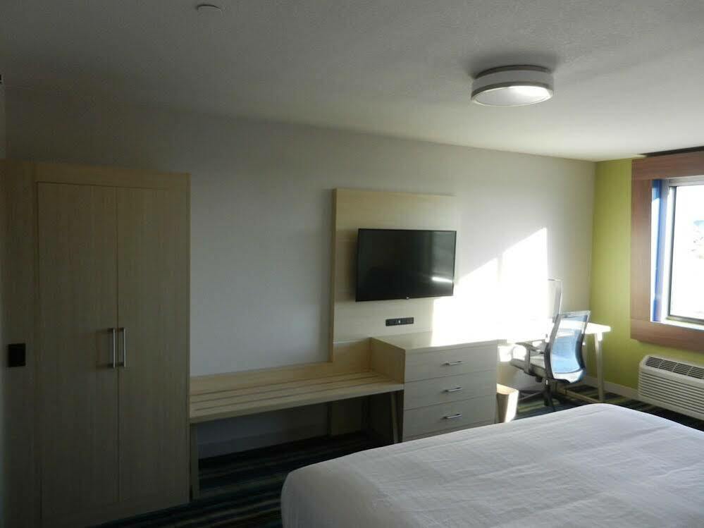 Holiday Inn Express & Suites Phoenix West - Buckeye By Ihg Exterior foto